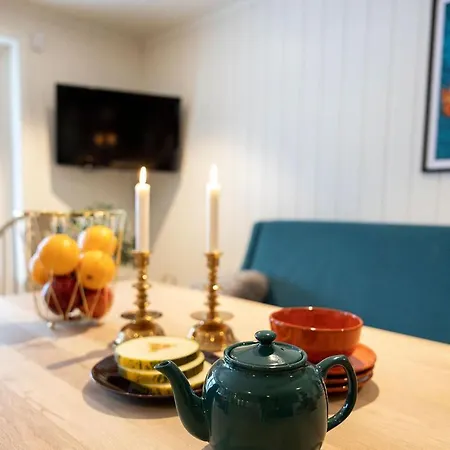 Vollsnes Hytte *