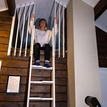 Vollsnes Lodge