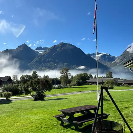 فولسنيس فيريهاوس *