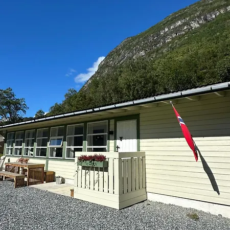 بيت خشبي فولسنيس فيريهاوس هيلليه